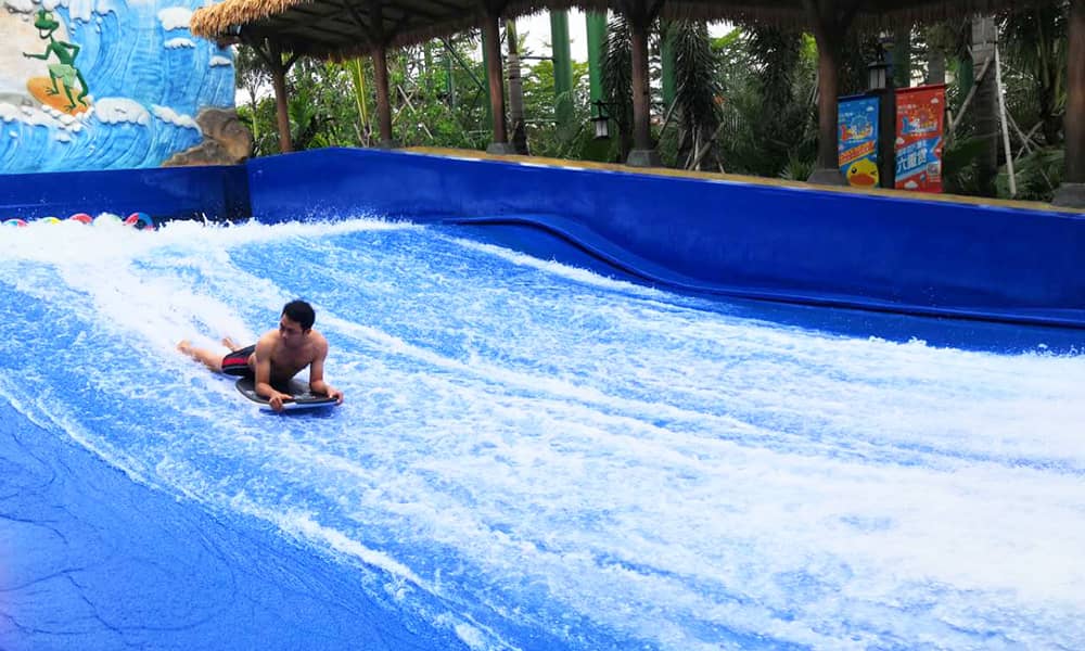 顺德华侨城欢乐海岸PLUS水公园滑板冲浪 顺德华侨城欢乐海岸PLUS水公园滑板冲浪