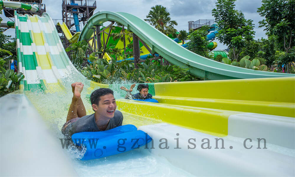 如何选择适合儿童的水上乐园设备？