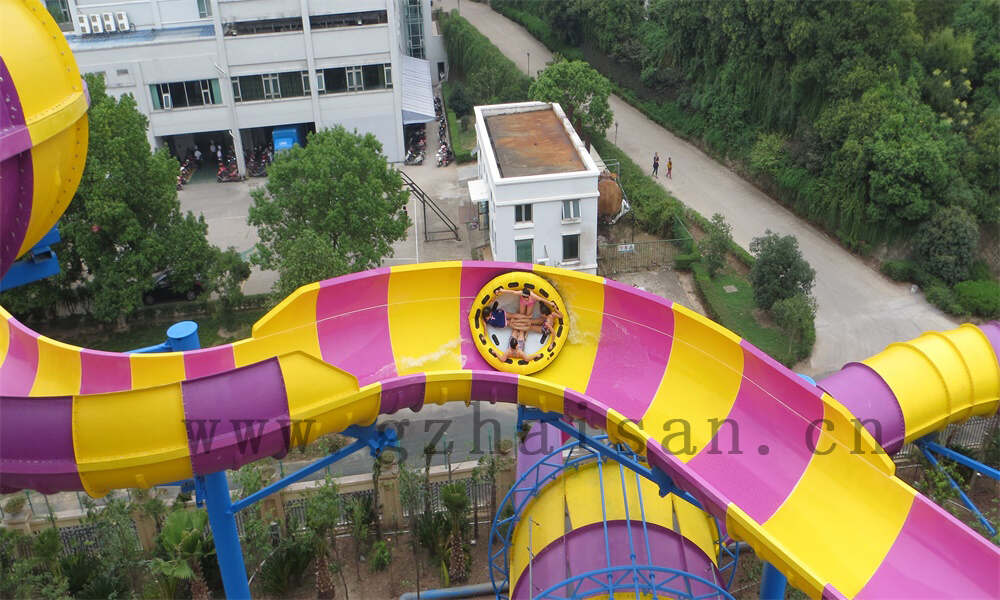 巧用水上乐园设备搭配，打造受欢迎的园子