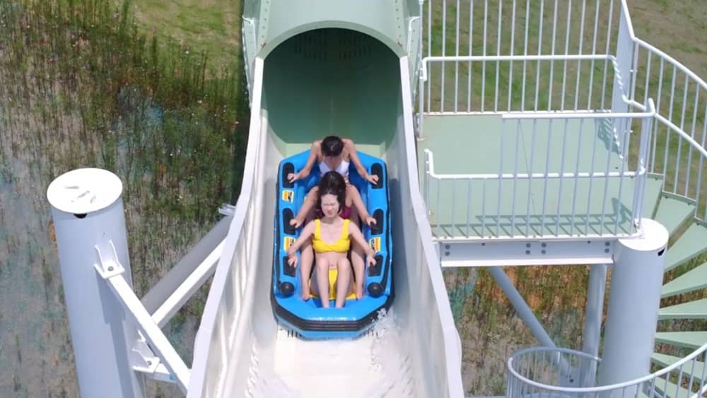 激流过山车｜当速度拥抱水花，掀起水上狂欢盛宴